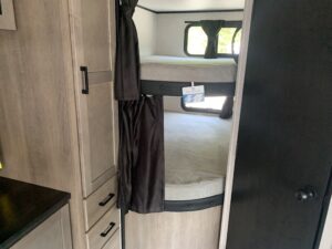 2025 JAYCO JAY FLIGHT 284BHS