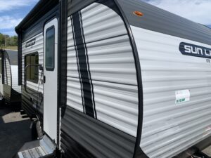 2025 SUNSET PARK RV SUN LITE LTD 13BD