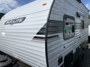 2025 SUNSET PARK RV SUNLITE 16BH GREY/BLACK