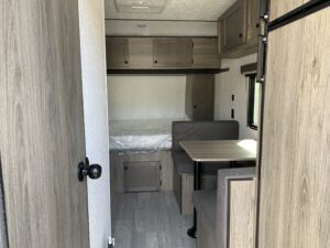 2025 SUNSET PARK RV SUNLITE 16BH GREY/BLACK