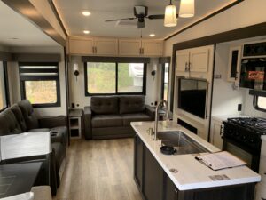 2025 FOREST RIVER SABRE 36FLX 5TH WHEEL