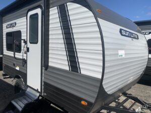 2025 SUNSET PARK RV SUN LITE LTD 13BD