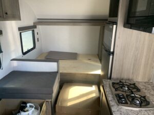 2025 SUNSET PARK RV SUN LITE LTD 19BH