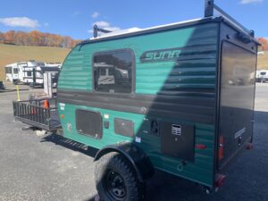 2025 SUNSET PARK RV SUNRAY 109E (GREEN/BLACK)