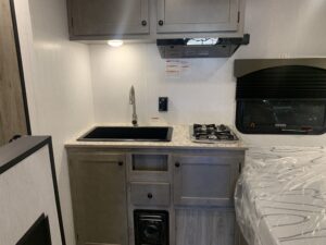 2025 SUNSET PARK RV SUN LITE LTD 13BH