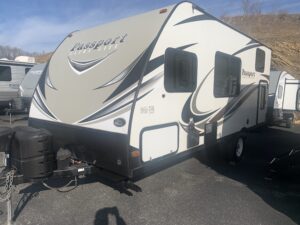 2017 KEYSTONE PASSPORT 175BH