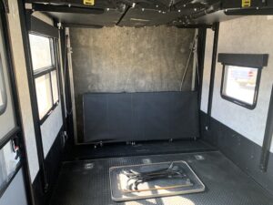 2018 HIGHLAND RIDGE 350H TOY HAULER