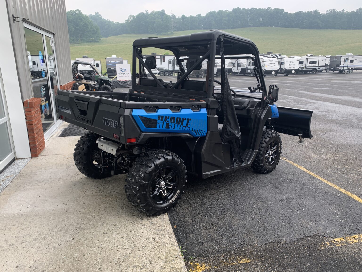 2020 CFMOTO UFORCE 1000 WITH SNOW PLOW | Roy's RV Supercenter in West ...