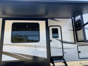 2025 GRAND DESIGN REFLECTION 360FLS 5TH WHEEL