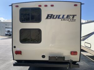 2017 KEYSTONE BULLET 272BHS