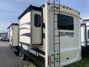 2015 KEYSTONE ALPINE 3620FL 5TH WHEEL