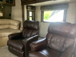 2015 KEYSTONE ALPINE 3620FL 5TH WHEEL