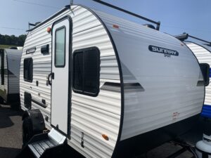 2025 SUNSET PARK RV SUNRAY 149 WHITE/GREY SPORT