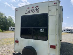 2010 KEYSTONE LAREDO 245RL 5TH WHEEL