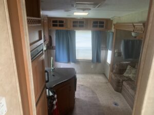 2010 KEYSTONE LAREDO 245RL 5TH WHEEL