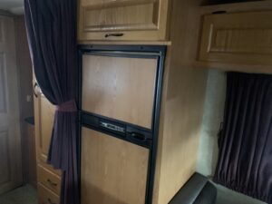 2008 FOUR WINDS MAJESTIC 23A CLASS C MOTORHOME 170K MILES