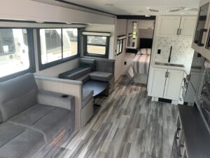 2025 JAYCO JAY FEATHER 27BH