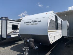 2025 FOREST RIVER WILDWOOD 27RE